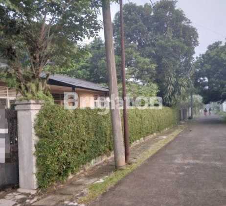 Rumah Asri dan Nyaman di Kompleksarco Sawangan Rumah Asri dan Nyaman di Kompleksarco Sawangan