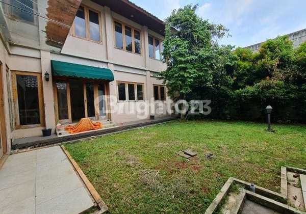 Rumah Depan Taman Yg Asri dan Tenang di Alam Sutera Rumah Depan Taman Yg Asri dan Tenang di Alam Sutera