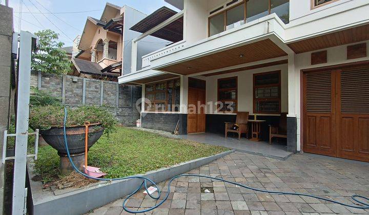 Dijual Segera Rumah Luas Full Furnished di Setra Indah Harga Terbaik 1