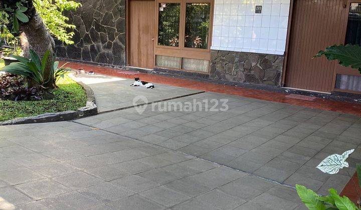 Dijual Rumah Luas Posisi Mainroad di Cibabat Harga Terbaik 1