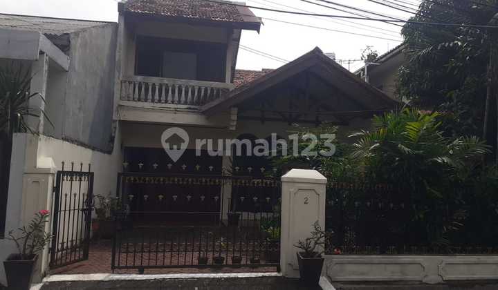 For Sale House with Many Rooms 2