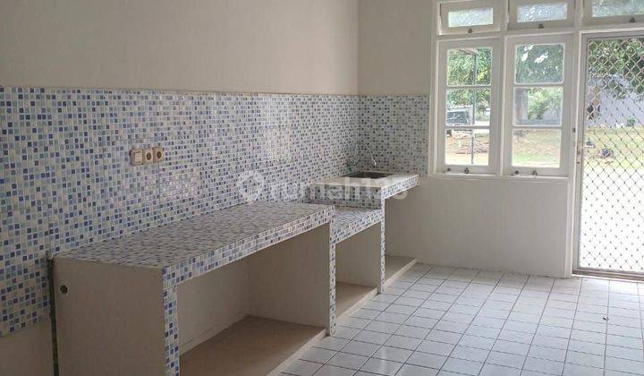 Rumah Dijual 2 Lantai Sudah Shm Di Kota Wisata 2