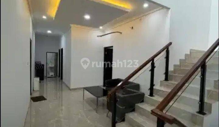 Dijual Rumah 3 Lantai Dekat Lrt Cibubur  2