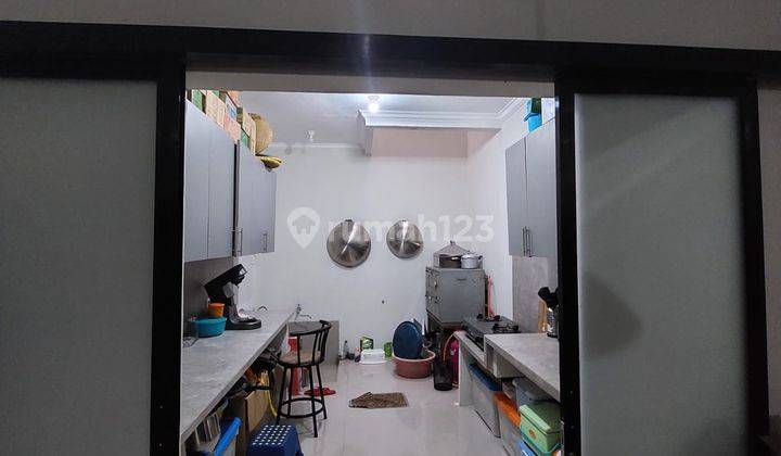 Dijual Rumah 2 Lantai Semi Furnished di citra grand , Citra Grand 2