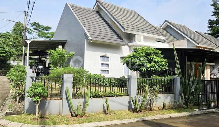 Dijual Rumah Posisi Hook Siap Huni di Bukit Golf