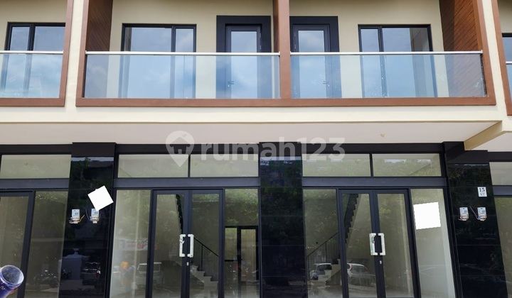 Disewakan Ruko di Dalam Perumahan Raffles Hills