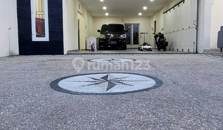 For Sale House with Swimming Pool Near Tb. Simatupang Office Area (Behind Nestle Building) 2