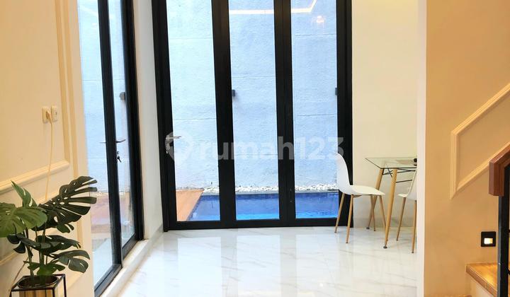 For Quick Sale! House with Swimming Pool in Jagakarsa, South Jakarta 2