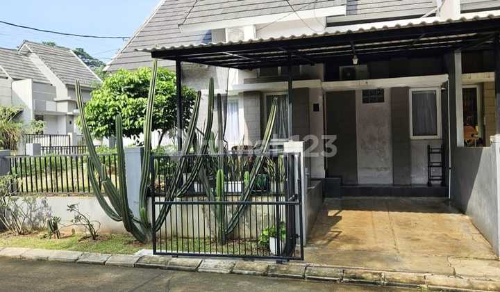 Dijual Rumah Posisi Hook Siap Huni di Bukit Golf 2