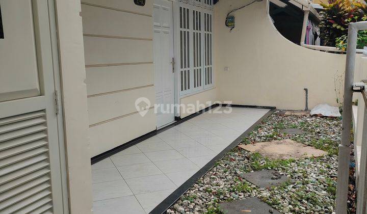 Rumah 2 Lantai Sudah Renovasi SHM Lokasi Sengkaling Dekat Umm 2