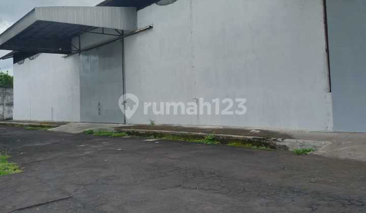 Warehouse 1500m2 In Bitung Near Port Suitable For Distributor