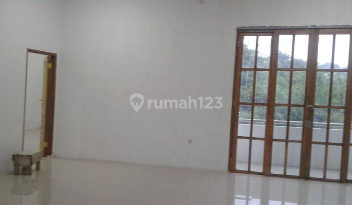 Rumah Baru Mewah Harga Murah Di Jl Kayu Bulan Malalayang  2