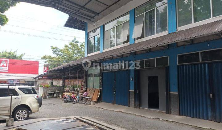 Disewakan Showroom Depan Alfamidi Dan Telkomsel Jl Tololiu Supit 1