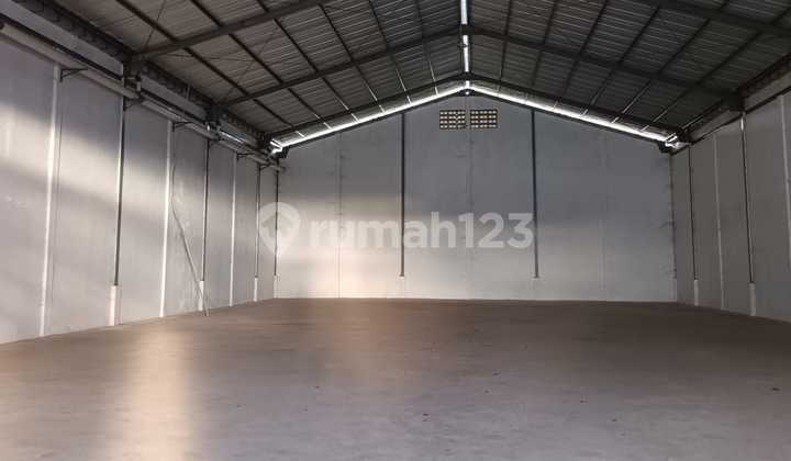 Warehouse 420m2 Near Ring Road 1 Tikela, Suitable for Cargo Expedition.