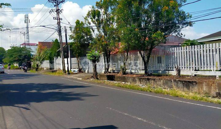 Tanah 600 M2 Dan Bangunan Rumah  Samping Indomaret Jl Pumorouw  2