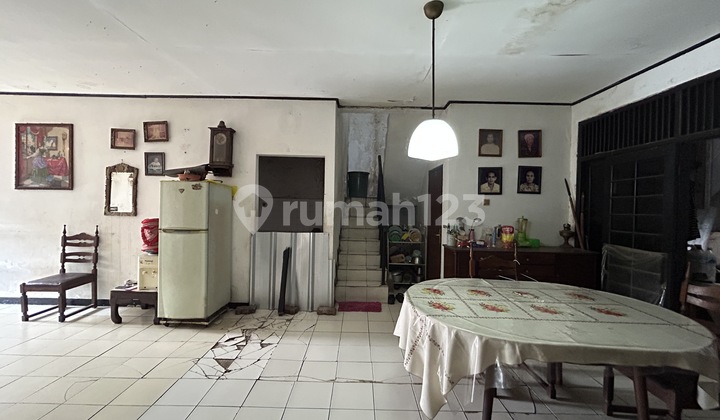 Rumah Cantik di Tebet siap Huni Rumah Cantik di Tebet siap Huni