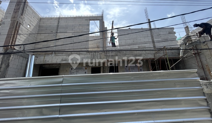 Rumah Brand New, lokasi Cantik 2