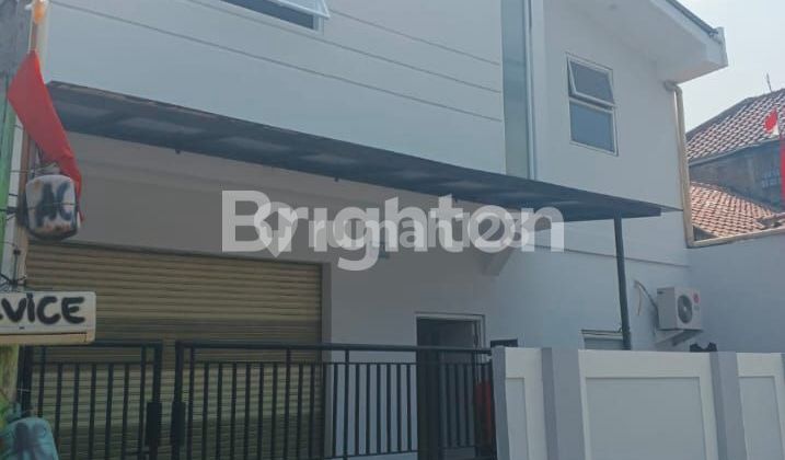 A 2-story residential house in new condition, strategically located in a busy area of Bintaro for business.