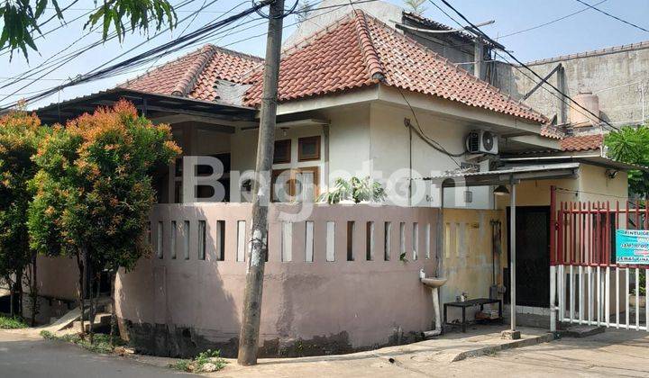 Rumah 2 lantai siap huni di Tangerang Selatan 2