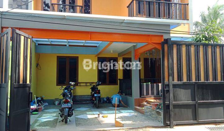 Rumah 2,5 lantai kondisi bagus rapi di Japos Ciledug 1