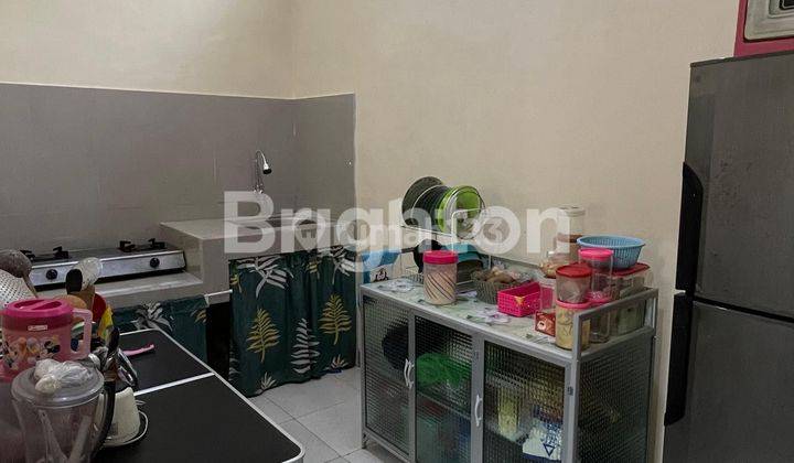 Rumah rapi baru di renovasi siap huni di daerah Ciledug Raya 2