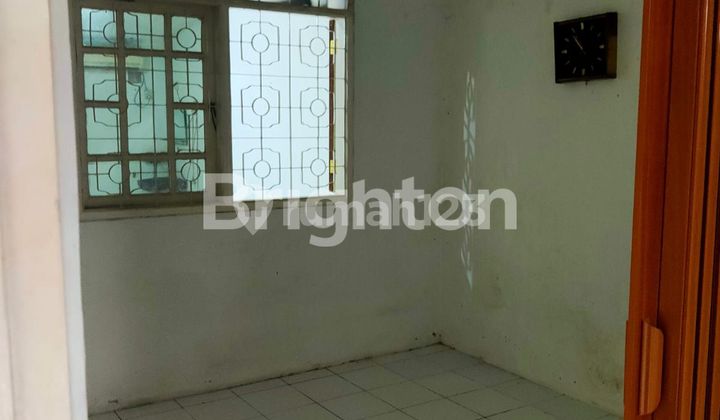 Rumah komplek yg strategis dekat dengan fasilitas umum 2