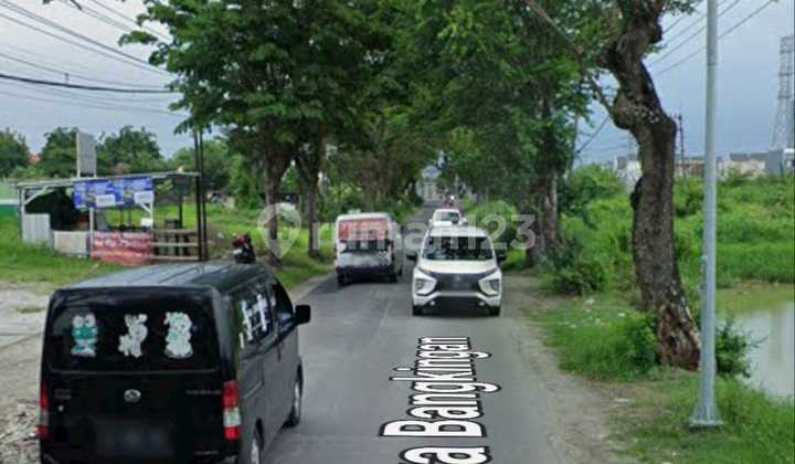 Land with certificate 400.0 m², strategic location near the bustling area of Bangkingan, Karang Ploso.