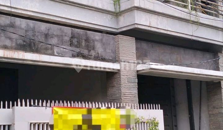 2.5-Story House with SHM Near Margomulyo Darmo Permai