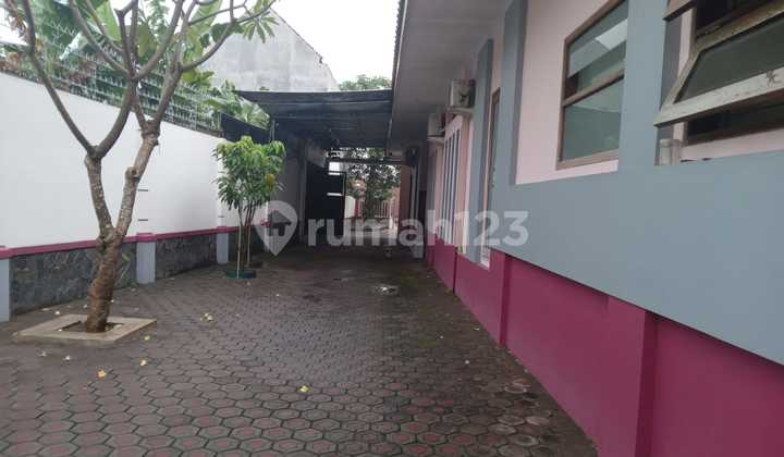 1212.156 Jual Rumah Jombang Di Peterongan Di Kol. H. Ismail 2