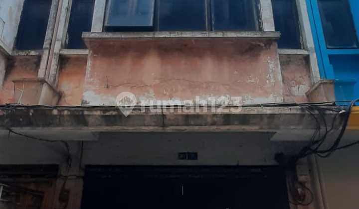 For Sale: Surabaya Shop House in Simokerto Area