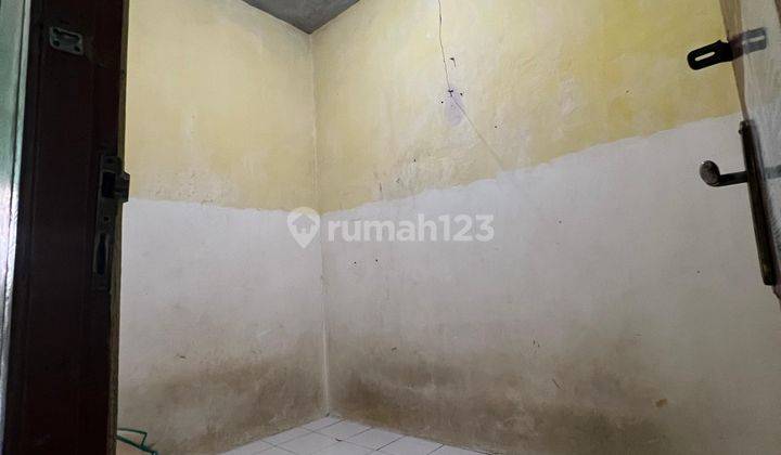 Dijual Bangunan Kontrakan 3 lantai di Jakarta Barat 2