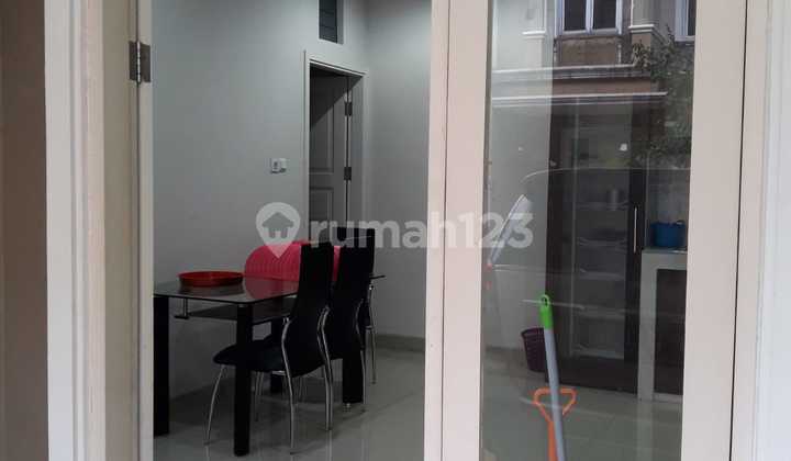 House for Sale in Gading Serpong, Tangerang 2