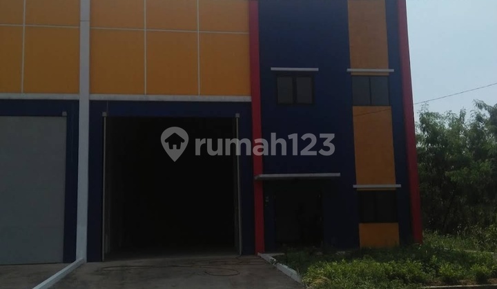 Warehouse for Rent Near City Center and Airport in Neglasari Warehouse for Rent Near City Center and Airport in Neglasari