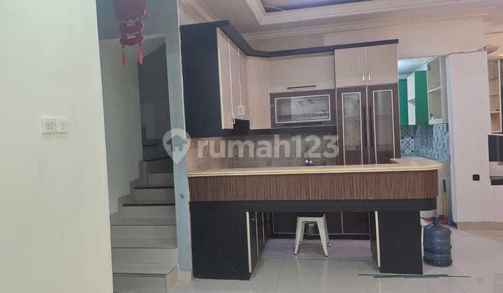 Dijual Rumah di Citra 2, Jakarta Barat Uk 10x16 Dijual Rumah di Citra 2, Jakarta Barat Uk 10x16
