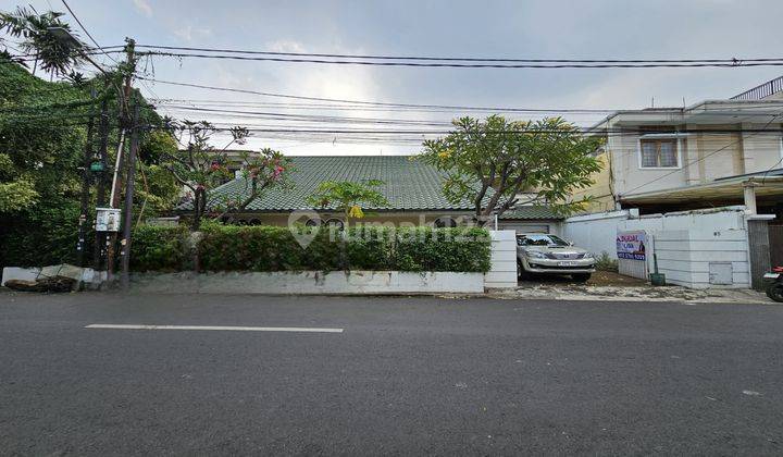 Rumah Nyaman Nuansa Villa Dengan Halam Depan Dan Belakang Yang Luas. 1