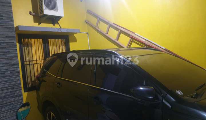 Quick Sale Strategic House Under 1 Billion Near Sumarecon Bekasi 2