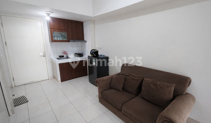 For Rent Fast 2 Bedroom Apartment Semi Furnished Summarecon Bekasi