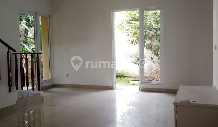 Disewakan Cepat Rumah Huk Bagus Cluster Vernonia Sumarecon Bekasi 2