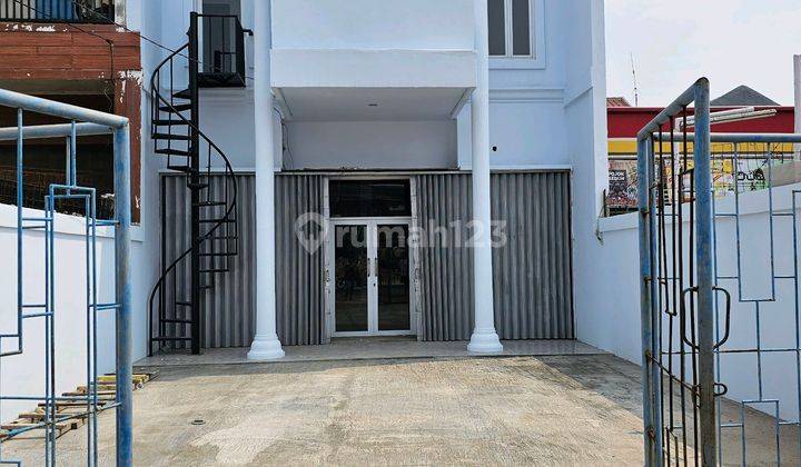 Disewakan Cepat Ruko 2 Lantai Strategis Pinggir Jalan Raya Bekasi
