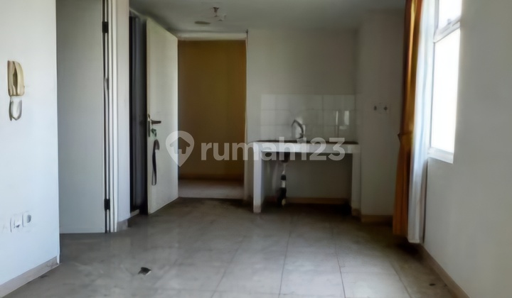 Disewakan Cepat Apartmen Springlake 2 Kamar Kosongan View Danau