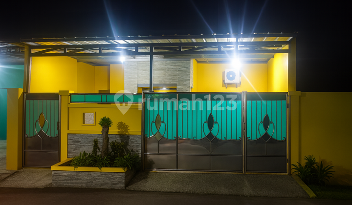 Dijual Cepat Rumah Strategis di Bawah 1 M Dekat Sumarecon Bekasi