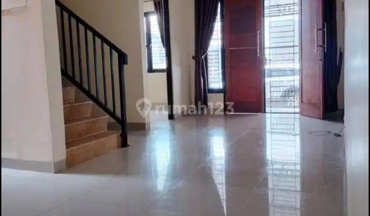 Disewakan Rumah Siap Huni Dan Siap Pakai Di Regency Melati Mas 2
