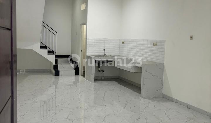 Dijual Rumah Siap Pakai dan Siap Huni di Jelambar