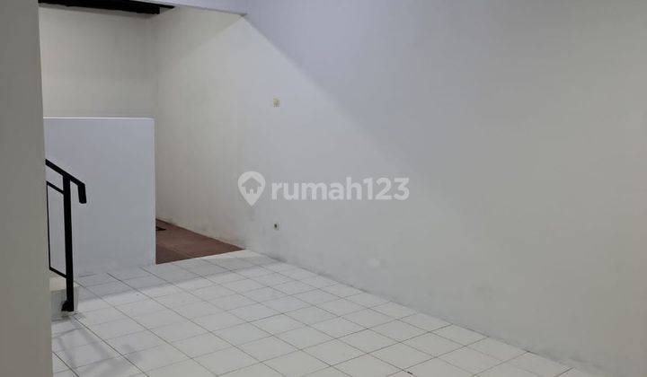 Disewakan Rumah Siap Huni Dan Siap Pakai Di Golden Palm 2