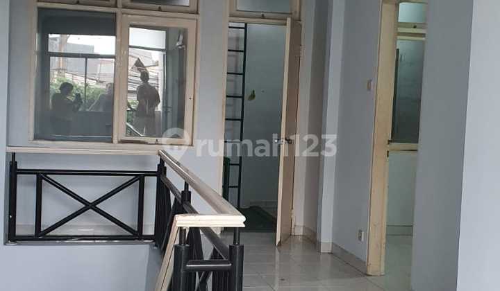 For Rent, Move-in Ready and Fully Furnished House in Taman Palem. 2