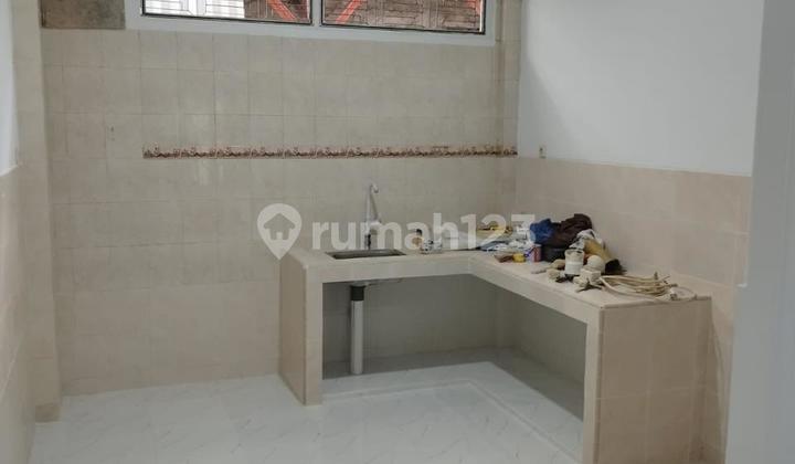Dijual Rumah Siap Pakai dan Siap Huni di Jelambar 2