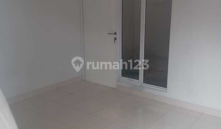 Disewakan Rumah Siap Huni dan Siap Pakai di Malibu Village 2