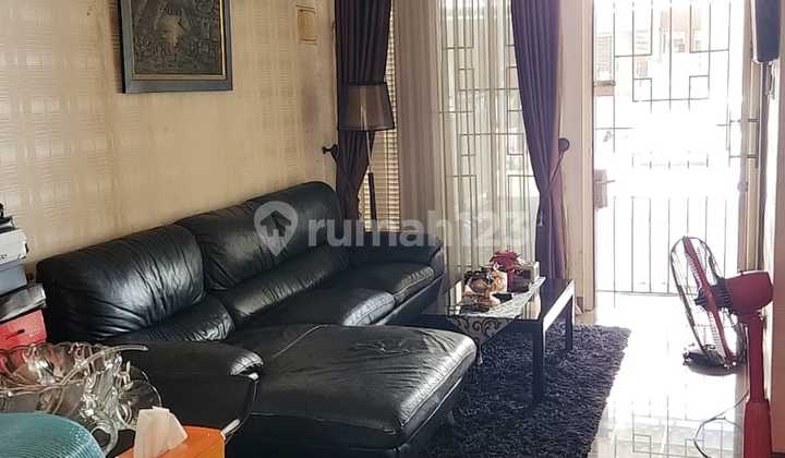 For Sale: Move-in Ready and Fully Furnished House in Modernland 2