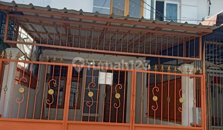 Disewakan Rumah Siap Huni Dan Siap Pakai Di Taman Palem