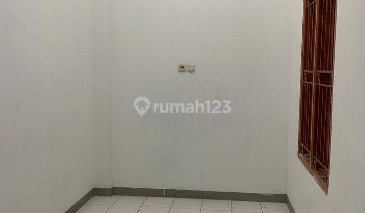 Disewakan Rumah Siap Huni Dan Siap Pakai Di Jelambar 2